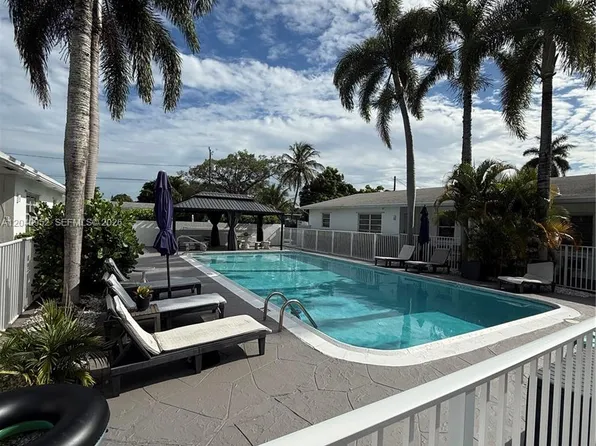 500 SW 7th St Unit 510, Hallandale, FL 33009