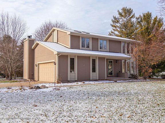 2nd image of 3531 E Arbutus Dr