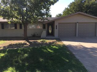 1303 Floydada St, Plainview, TX 79072