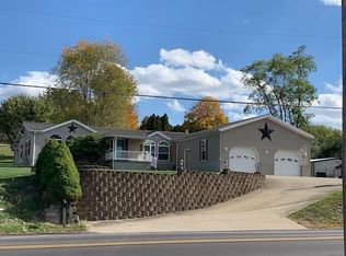 996 N 88th Rd, Rices Landing, PA 15357