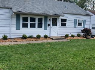 671 Emerson Dr, Lexington, KY 40505