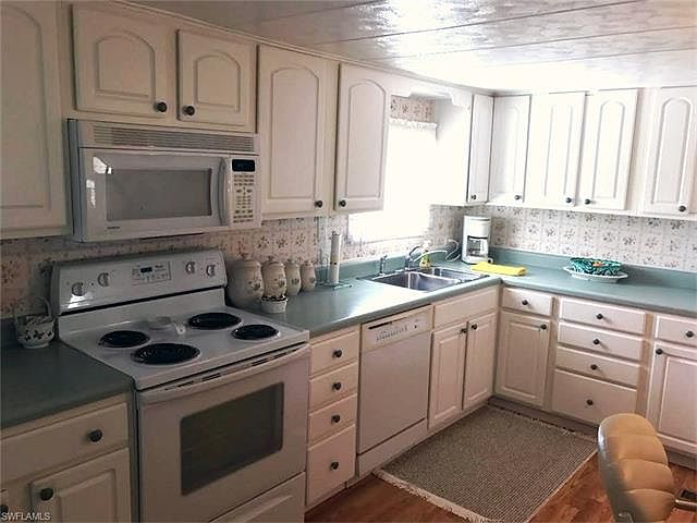 2nd image of 27368 Rue Viauv Ave