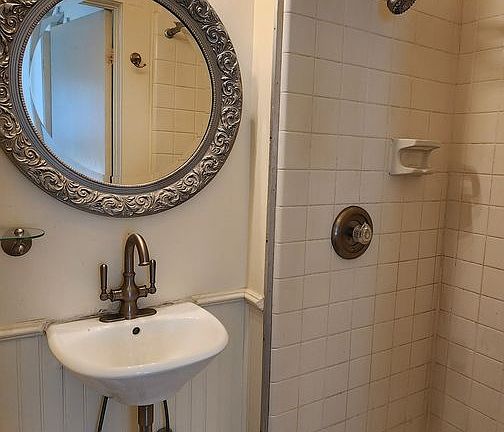 4th image of 164-70-D Avenue 168 Ave