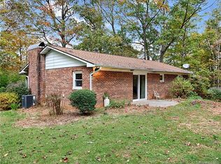 155 Dillow Ln, Brevard, NC 28712