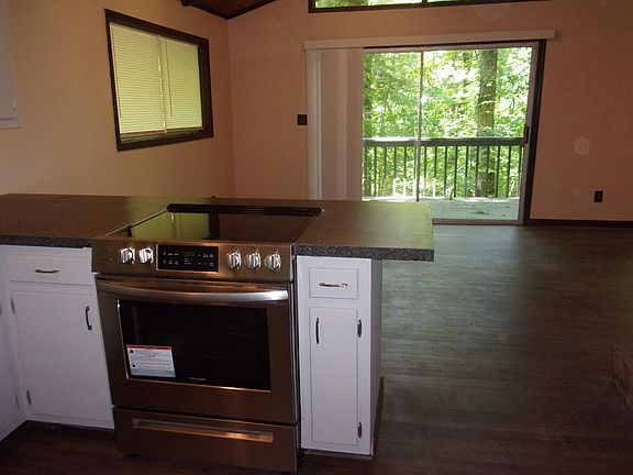 5th image of 160 Jim Wallace Ln