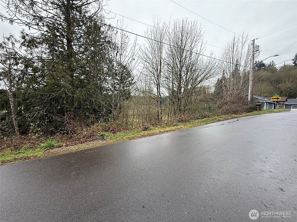 2nd image of 12230 Fairway Drive SW