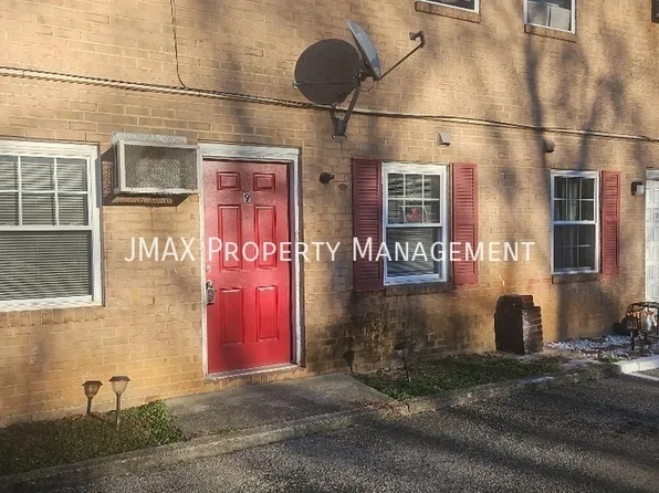 802 Westside Blvd NW APT 9, Roanoke, VA 24017