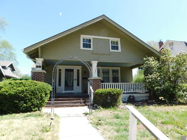 104 NW Broadmoor Ave, Topeka, KS 66606
