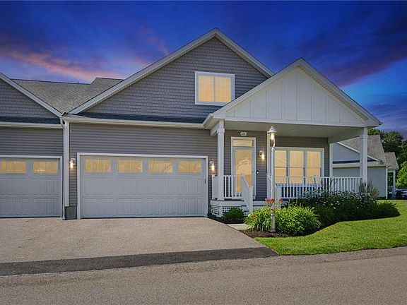 2nd image of 221 Wickford Ct #221