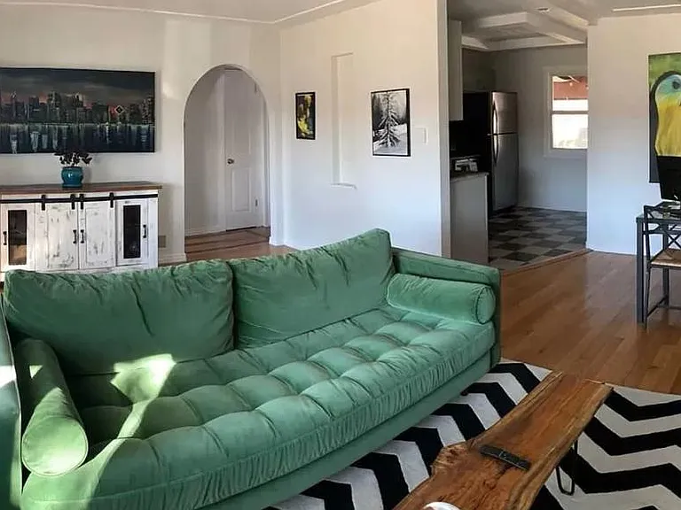 2414 Pierce St — Photo 4