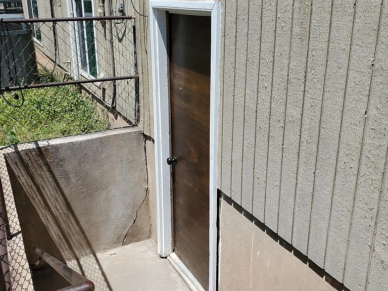 165 N 850 E — Photo 33