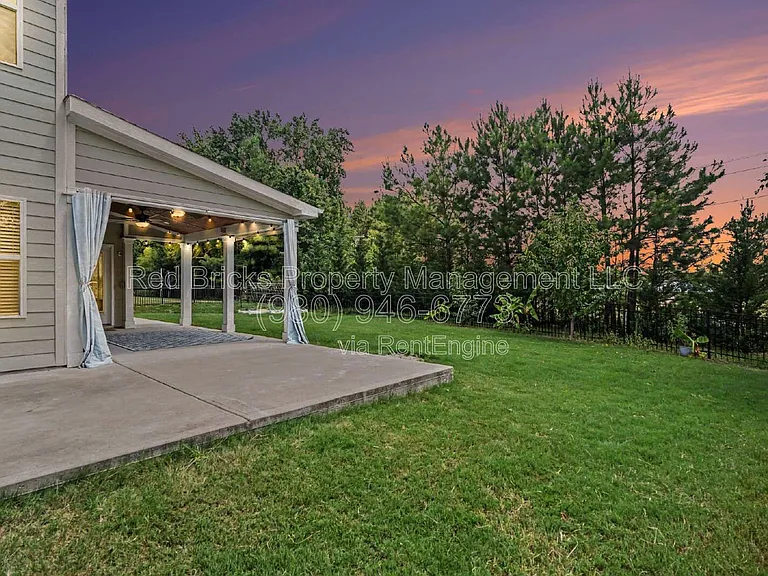 3527 Arnica Ct — Photo 32