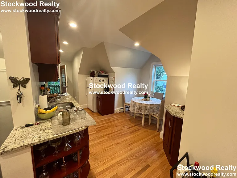 90 Lyndhurst St #5 — Photo 50