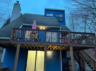 2407 Crest View Rd, Lake Ariel, PA 18436