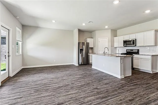 3635 Trestle Crossing Ave — Photo 7