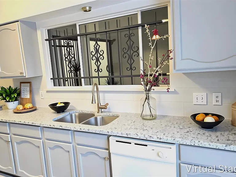 13146 Newbrook Dr — Photo 9