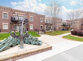 111 N 3rd St #2014, Grand Forks, ND 58201