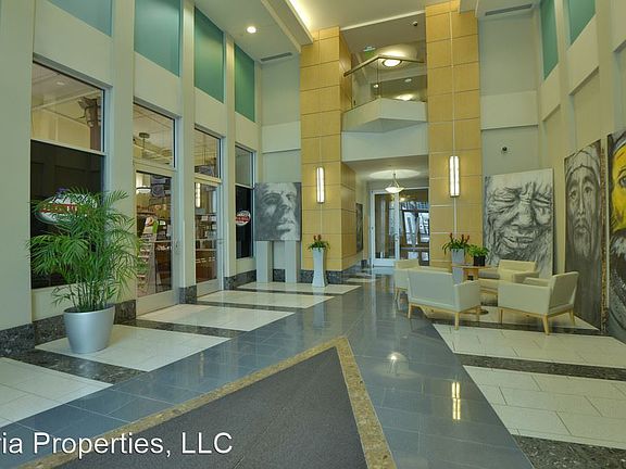 5th image of 415 Church St APT 2103