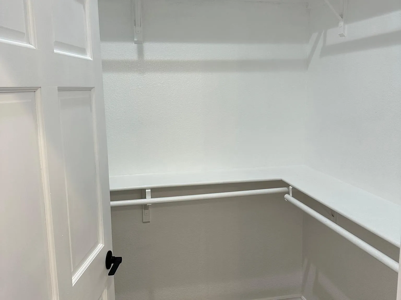 1 bed, 901 sqft, $2,600 — Photo 2