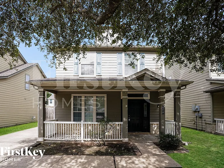 6210 Scotchwood Dr — Photo 1