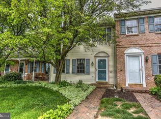 4 Laurie Ln, Lititz, PA 17543