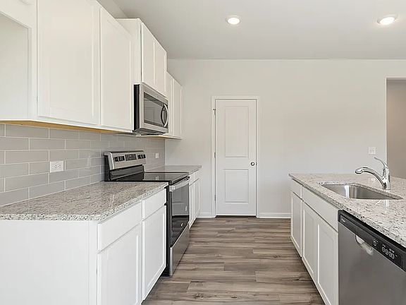 3rd image of 5222 Mulberry Creek Way