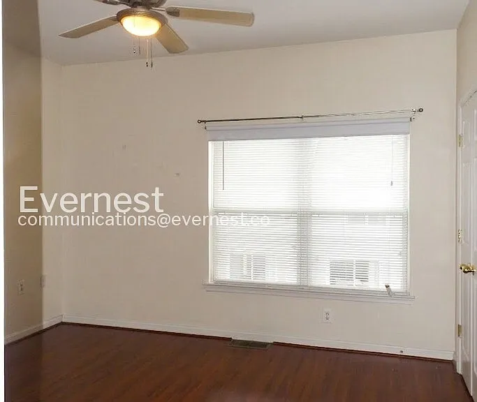 21803 Flanders Ct — Photo 6