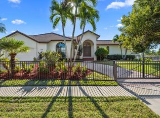 449 Richards Ct, Marco Island, FL 34145