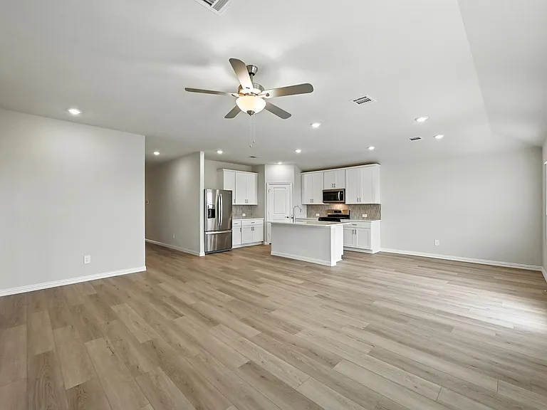 6629 Coyote Valley Trl — Photo 14