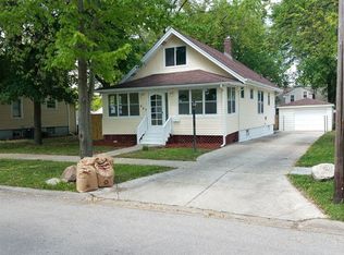 847 Spruce St, Aurora, IL 60506