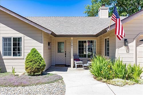 2nd image of 23781 Port Royal Ct