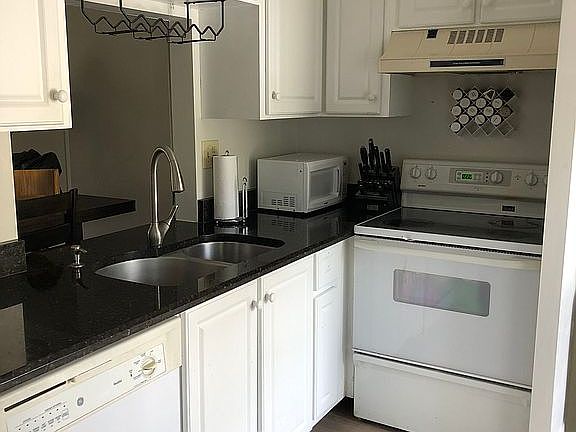 3rd image of 715 Gardens Dr APT 202