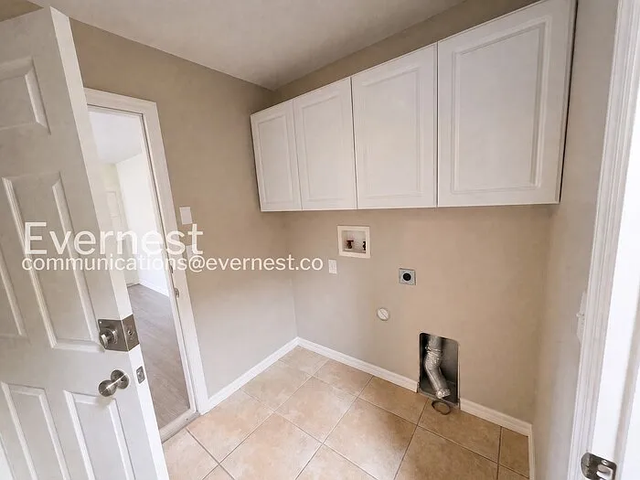 5118 Ballard Crest Ln — Photo 17
