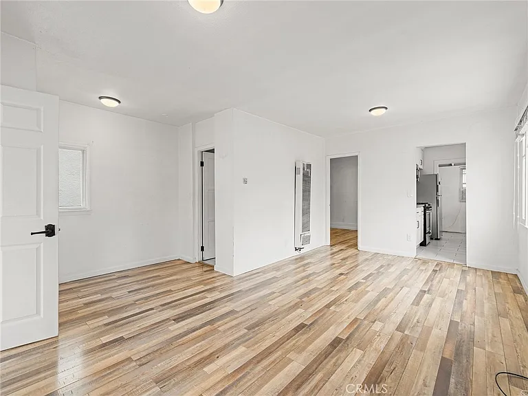757 N Loma Vista Dr — Photo 7