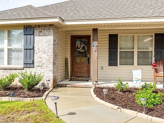 2nd image of 101 Planted Pine Dr