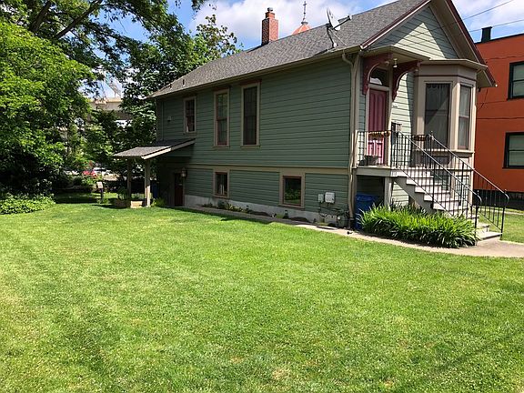 3rd image of 1945 NW Raleigh St
