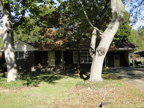 3rd image of 130 Beaver Park Dr