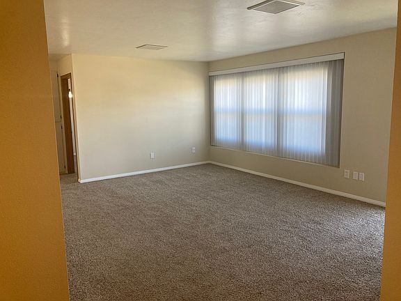 3rd image of 1593 Norran Ave