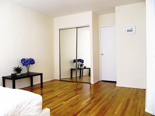 Sold by Compass | media 5