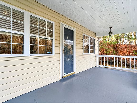 3rd image of 2518 Sample Rd