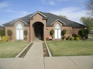 609 S Holliday St, Plainview, TX 79072