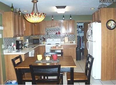 5th image of 10525 Carrie Dr