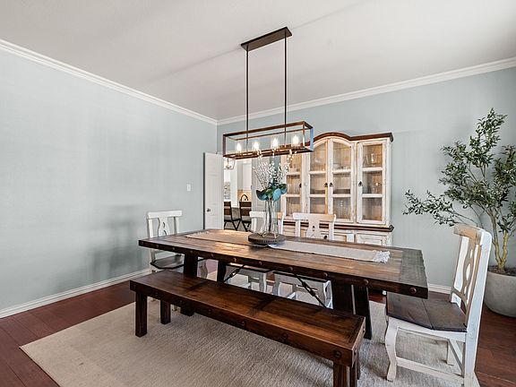 5th image of 7101 New Bury Ct