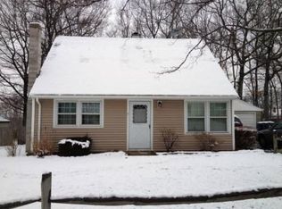103 Ridgewood Rd, Willimantic, CT 06226