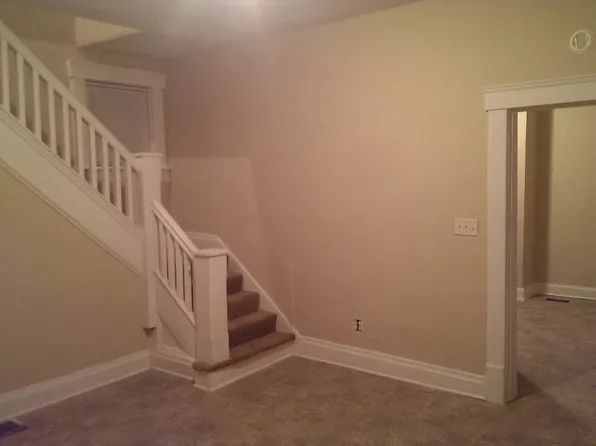 521 E Morrill Ave, Columbus, OH 43207