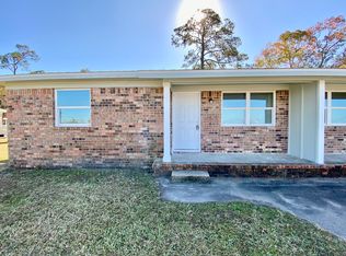 9541 Lillian Hwy, Pensacola, FL 32506