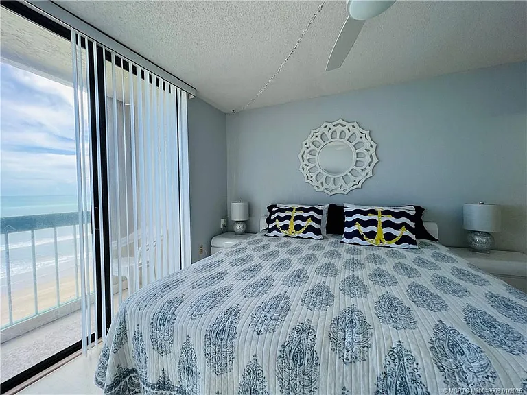9940 S Ocean Dr #703 — Photo 29