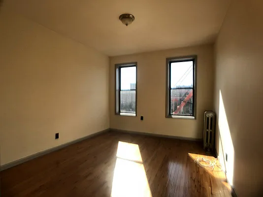 Rented by Bohemia Realty Group | media 4