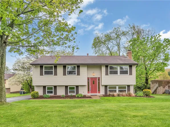 20 Donna Dr, Irwin, PA 15642