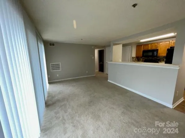 1649 Arlyn Cir APT A, Charlotte, NC 28213